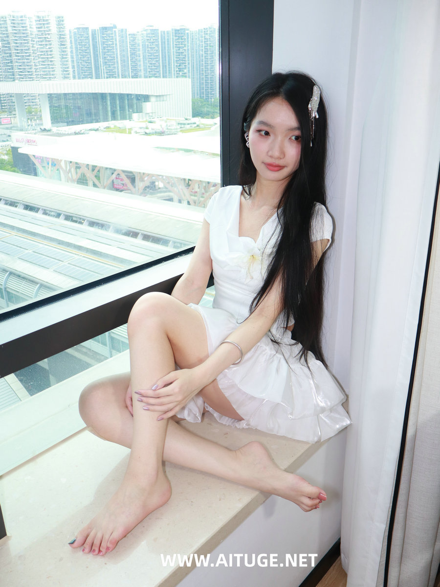 个人约拍 - 27号作品 超美零零后学妹 [318P10V-4.67GB]