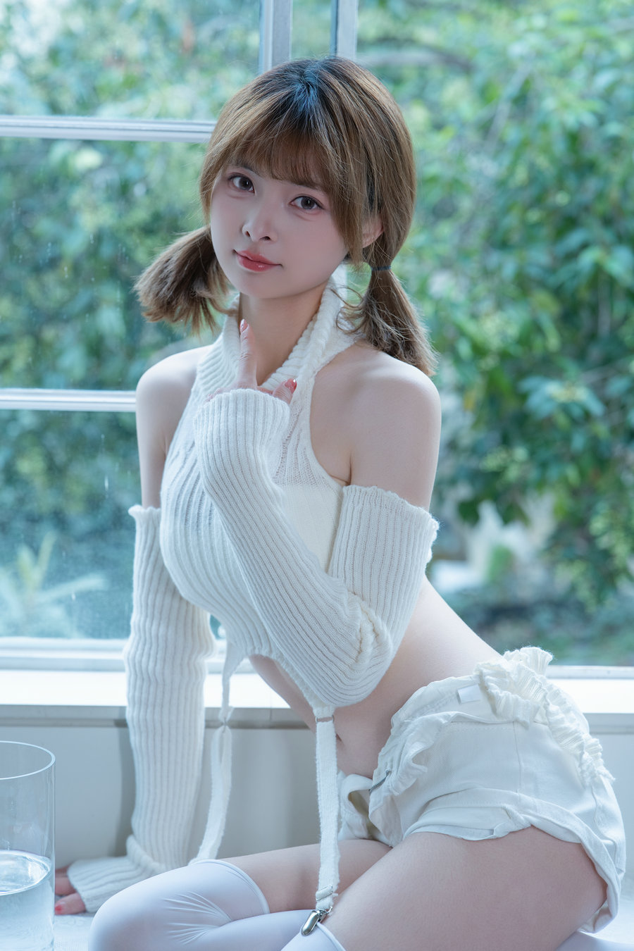 [YITUYU]艺图语 2025.11.26 软糖味的白 河豚抚子 [32P-491MB]