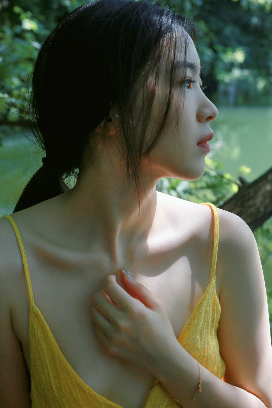 [YITUYU]艺图语 2025.12.05 夏日的记忆 [33P-285MB]