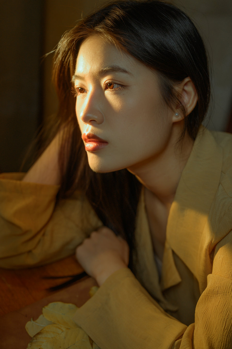 [YITUYU]艺图语 2025.12.10 枯叶 芦苇微微 [23P-226MB]