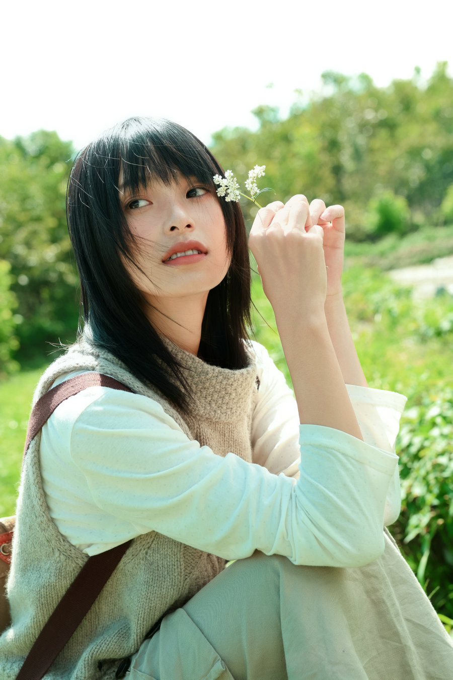 [YITUYU]艺图语 2025.12.10 森林的女儿 volcano [33P-320MB]