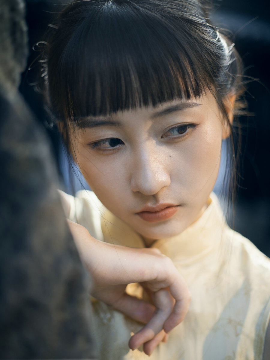 [YITUYU]艺图语 2025.12.10 仰月 [13P-151MB]