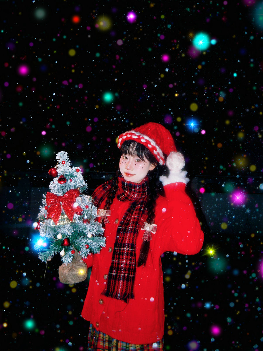 [YITUYU]艺图语 2025.12.12 彩色的雪 微雨yun [17P-84MB]