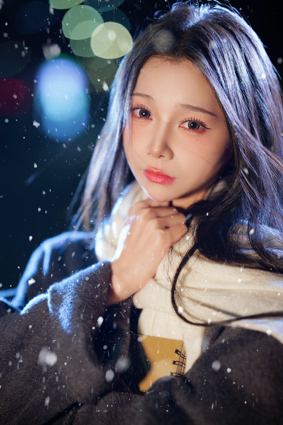 [YITUYU]艺图语 2025.12.23 夜景人像 [12P-119MB]