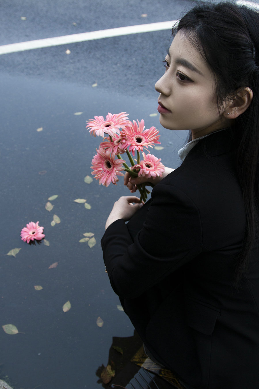 [YITUYU]艺图语 2025.12.23 雨后 [22P-106MB]