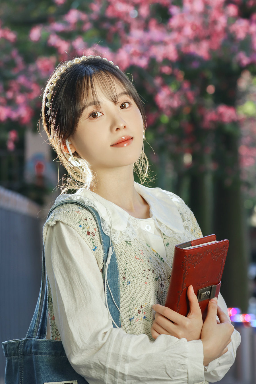 [YITUYU]艺图语 2026.01.14 异木棉树下 [15P-152MB]
