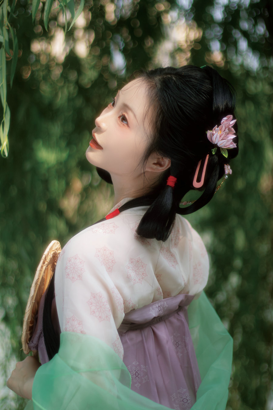 [YITUYU]艺图语 2026.01.18 二月春风 蔸小黄鸡 [12P-177MB]