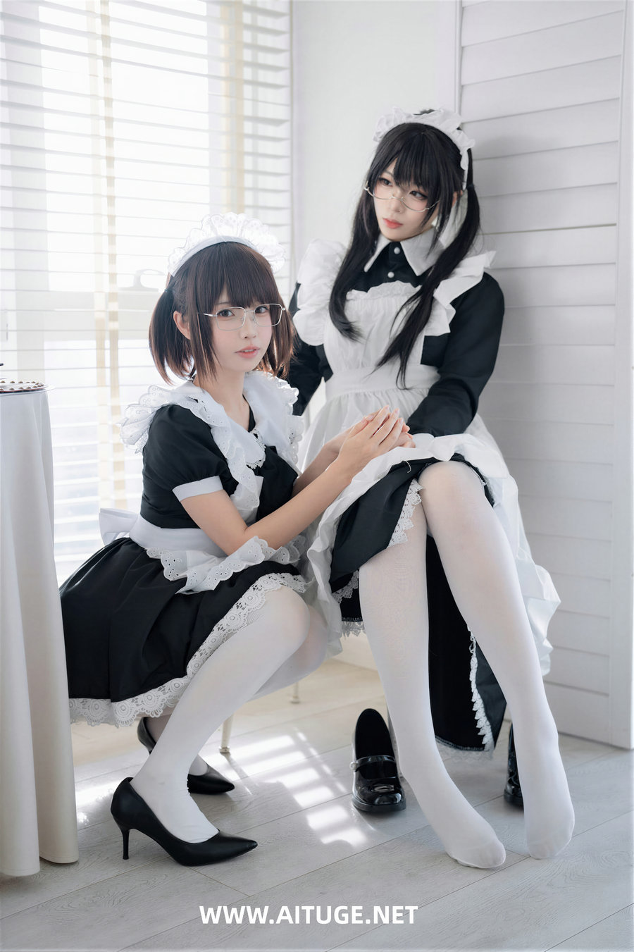 十万珍吱伏特 x 轩萧学姐 - 双人女仆 [110P1V-1.27GB]