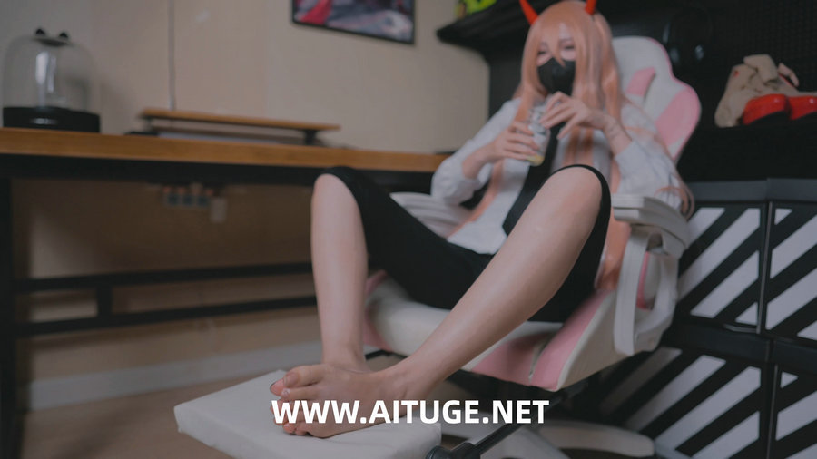 兔兔不想上班啊 No.004 帕瓦三部 [MP4-2.68GB]
