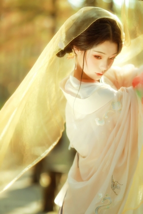 [YITUYU]艺图语 2025.12.03 秋意浓 [10P-129MB]