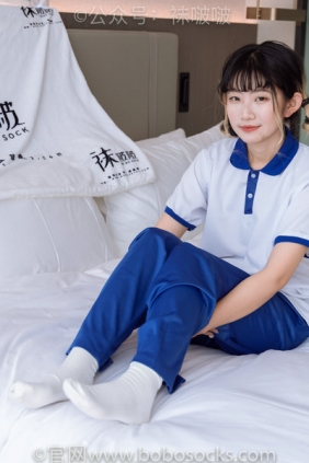 BoBoSocks袜啵啵 No.042 砂糖-校服、板鞋、白棉袜、油亮白丝 [139P1V-6.72GB]