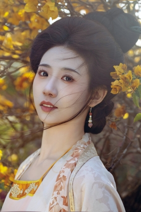 [YITUYU]艺图语 2025.05.30 南湾花镇 一只漫漫 [18P-267MB]