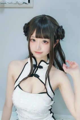 千阳(ちよ) - 旗袍 [15P-17MB]
