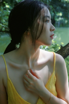[YITUYU]艺图语 2025.12.05 夏日的记忆 [33P-285MB]