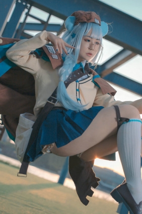 微博萌妹蓝小沂KiKi - 明日方舟 [12P-51MB]
