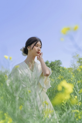 [YITUYU]艺图语 2025.05.12 梦幻花海 栀栀雯 [44P-528MB]