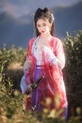 [YITUYU]艺图语 2025.06.06 千里落花风 仓大佬 [17P-252MB]