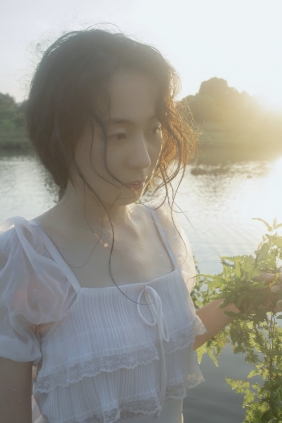 [YITUYU]艺图语 2025.11.24 爱河 [35P-307MB]
