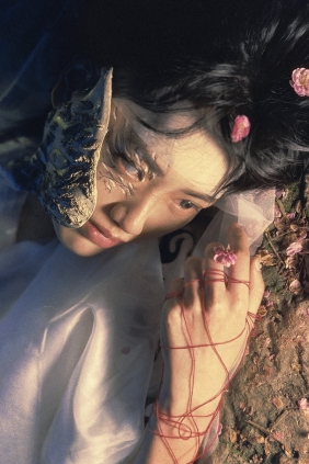 [YITUYU]艺图语 2025.05.14 狐狸君 河里漂过的瓢儿白 [16P-172MB]