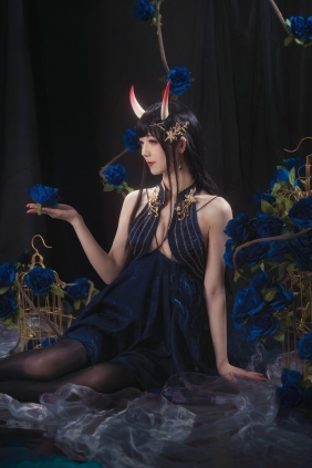 小姐姐弥音音ww - 能代 [32P-333MB]
