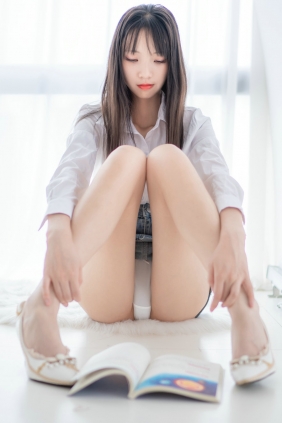 清纯妹子西瓜 - 衬衫牛仔裙 [61P-297MB]