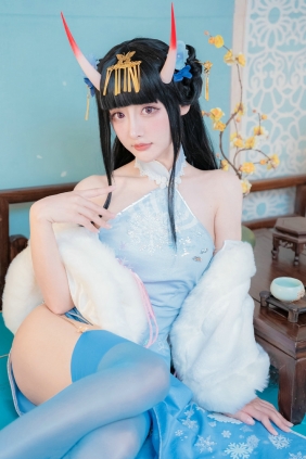 紫氯氯 - 能代 貅 旗袍 [18P-27MB]