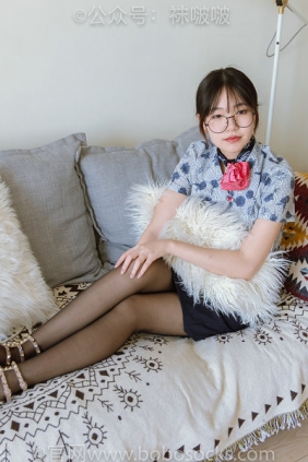 BoBoSocks袜啵啵 No.087 小甜豆-空姐制服、高跟鞋、黑丝 [130P1V-7.13GB]