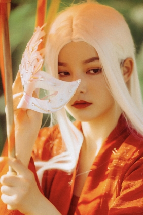 [YITUYU]艺图语 2025.05.04 白发魔女 彭彭 [20P-72MB]