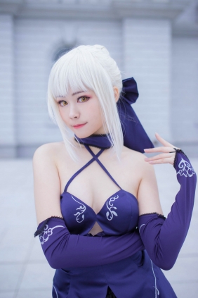 Coser萱-KaYa - 黑贞 黑呆毛 [32P-19MB]