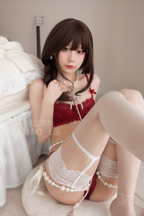 迷之呆梨(发条少女)[fantia] - 红色蕾丝 [16P1V-92MB]