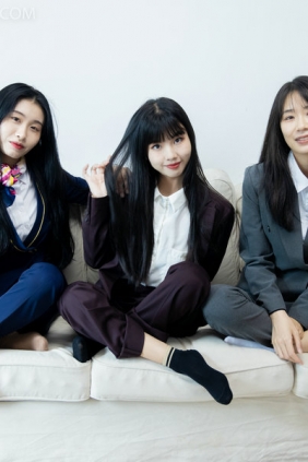 物恋传媒 No.2074 菜菜&米米&绒绒-我们的秘密 [178P1V-6.56GB]