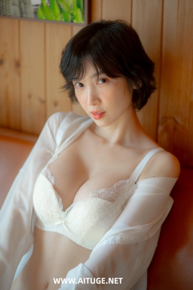 [Patreon] 韩国妹子Leezy 2025年03月 [81P-323MB]