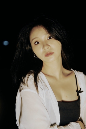 [YITUYU]艺图语 2025.11.05 夜太美 7012 [17P-142MB]