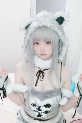 千阳(ちよ) - 白熊 [14P-17MB]