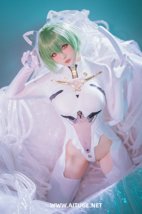 Coser小姐姐星之迟迟 - 碧蓝航线 纳西莫夫 [34P-153MB]