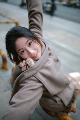 [YITUYU]艺图语 2025.11.21 日系写真 小u [27P-378MB]