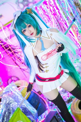 喵喵的喵吖 - 初音未来 [13P-89MB]