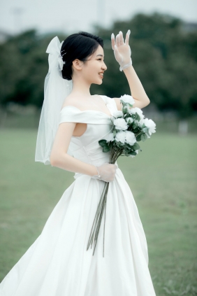 [YITUYU]艺图语 2025.05.28 一个人的嫁纱 宁宁 [37P-350MB]