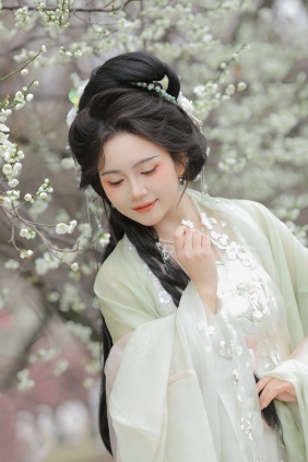 [YITUYU]艺图语 2026.02.07 梅香已至 [19P-171MB]