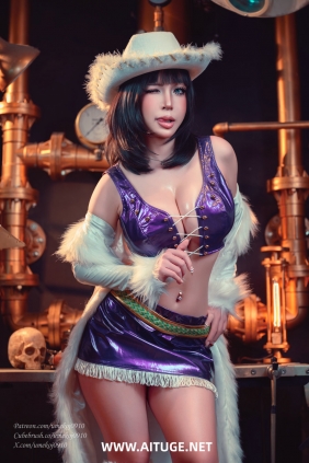 Umeko J - Nico Robin Alabasta (One Piece) [117P9V-2.12GB]
