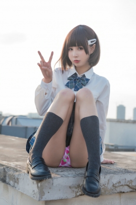 西园寺南歌写真 - 少女裙 [22P-147MB]