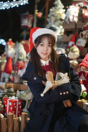[YITUYU]艺图语 2025.12.20 圣诞快乐 小亿 [89P-1.84GB]