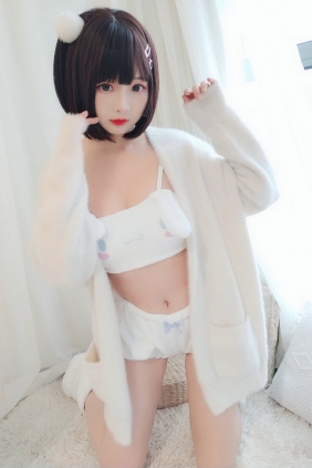 二次元美女古川kagura - 玉桂狗 [34P5V-208MB]