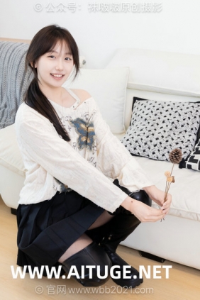 BoBoSocks袜啵啵 No.602 香菜-长靴、白棉袜、薄黑丝 [144P1V-5.51GB]