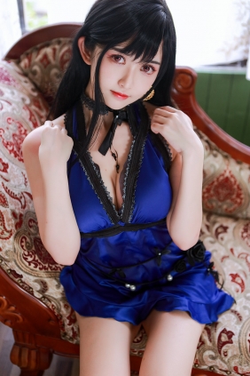 超人气Coser鳗鱼霏儿 - 蒂法礼服 [21P-445MB]