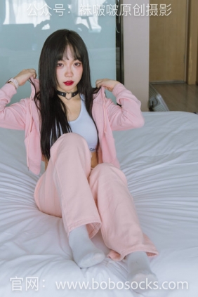 BoBoSocks袜啵啵 No.141 周周-运动鞋、白棉袜、裸足 [140P1V-5.57GB]