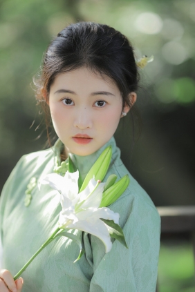 [YITUYU]艺图语 2025.04.30 温润如玉 哇塞鱼鱼 [21P-189MB]