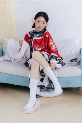 物恋传媒 No.2159 丹丹-深夜看海 [205P1V-5.88GB]