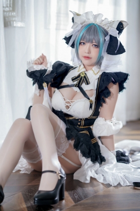 半半子 - 柴郡 [63P2V-115MB]
