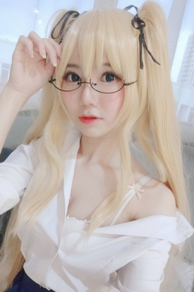 Sally Dorasnow - Eriri School Girl [43P3V-140MB]
